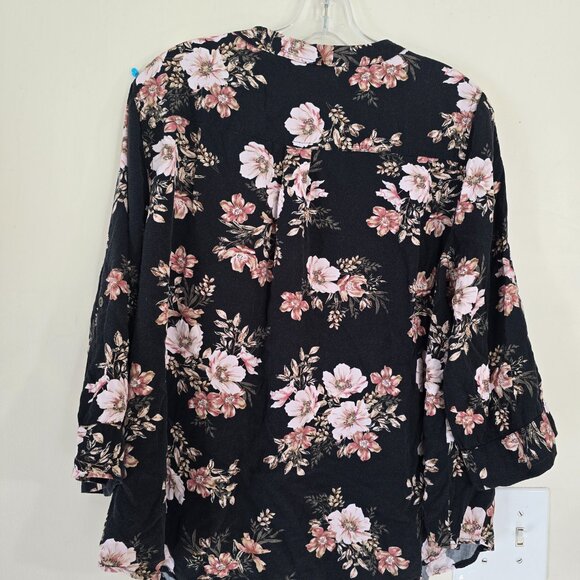 Women's Plus Flower Blouse Torrid Size 1 (14) - Picture 4 of 5